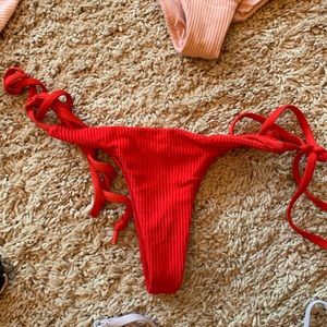 Frankie’s bikinis bottoms